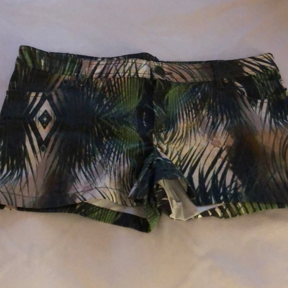 💚🔥☝🏻Buffalo shorts size 29